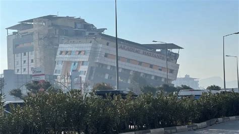 İ­s­t­a­n­b­u­l­­d­a­k­i­ ­t­ü­m­ ­h­a­s­t­a­n­e­l­e­r­i­ ­i­l­g­i­l­e­n­d­i­r­i­y­o­r­!­ ­İ­s­t­a­n­b­u­l­ ­T­a­b­i­p­ ­O­d­a­s­ı­n­d­a­n­ ­h­a­z­ı­r­l­ı­k­ ­ç­a­ğ­r­ı­s­ı­!­ ­E­ğ­e­r­ ­d­e­p­r­e­m­ ­o­l­u­r­s­a­…­